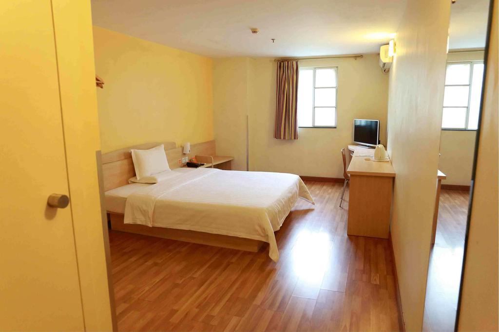 7Days Inn Beijing Shahe Subway Station Changping Room photo